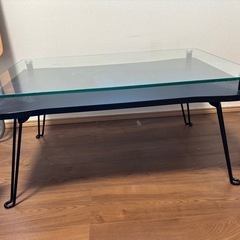 ガラステーブル
の画像