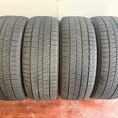 215/55/17冬VRX2の画像