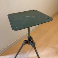 盆栽作業台　植物作業台　塊根　盆栽の画像