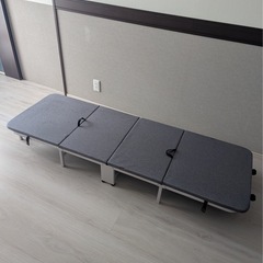 【新品　原価9500円】折りたたみ シングルベッドの画像