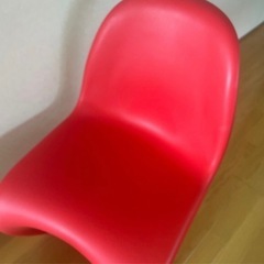ヴェルナー・パントン パントンチェア レッド つやなし
の画像