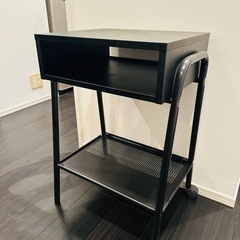 サイドテーブルの画像