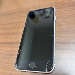 iPhoneSE第2世代(画面･背面割れ)の画像