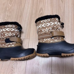 子ども用スキーウェア&スノーブーツの画像