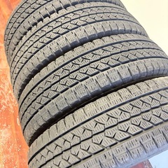 185/R14LT冬ブリヂストンの画像