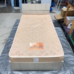 木製シングルベッドフレーム&マットレスの画像