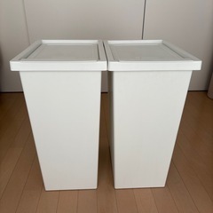 IKEAホワイトプラスチックごみ箱2個セットの画像