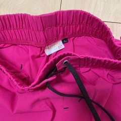 トレーニングパンツ　ショートパンツの画像