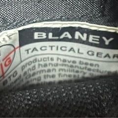 BLANEY 革製ショルダーバッグ
の画像