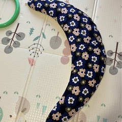授乳クッション　授乳枕　抱き枕　三日月　の画像