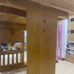 ダイニングテーブルの画像