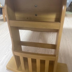 ダイニングテーブルの画像