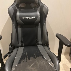ゲーミングチェアの画像