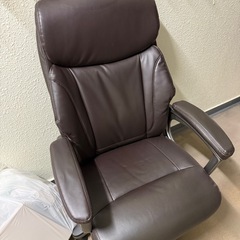 まだまだ使える椅子の画像