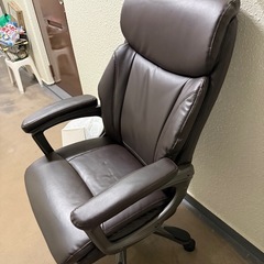 まだまだ使える椅子の画像