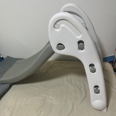滑り台の画像