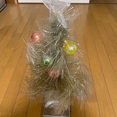 クリスマスツリーの画像