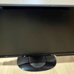 【モニタ3枚＋テレビ1枚】EIZOモニタ1枚＋テレビ1枚＋他モニタ2枚の画像