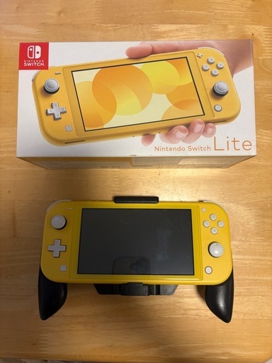 任天堂　Switch light