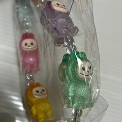 ラブブの携帯ストラップの画像