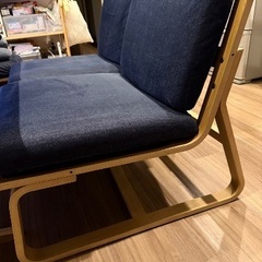 【無印良品】リビングでもダイニングでもつかえるテーブル&ソファチェアの画像