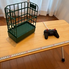 ラジコン　ヘリコプター　台車型ラジコン　2点　おもちゃの画像