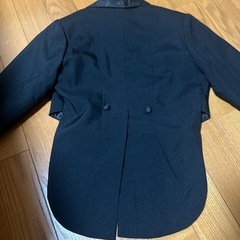 子供用 燕尾服の画像