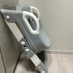 【助産師×現役ママの共同開発】Mama＆Me 補助便座　便座ステップの画像