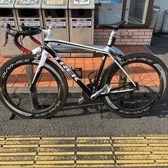 TREK マドン 4.3 カーボンホイール、カーボンフレームの画像