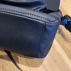 Dr. Martens Messenger Bag AD056001 ブラック　ほぼ未使用の画像