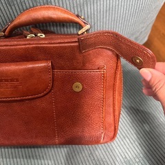 青木鞄lugard NEVAD本革ショルダーバッグ(Brown)の画像