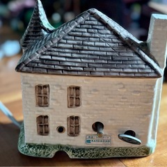 KATOKOGEI　ライト付き　ヨーロピアンハウスの置物　インテリアの画像