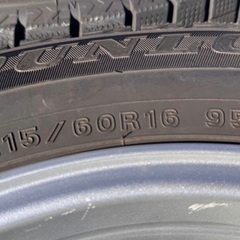 走行距離5000km以内 スタッドレス付きホイール　16インチ　室内保管美品の画像