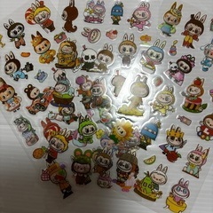 ラブブのメモ用紙&2種類のシール各3枚入りのセットの画像