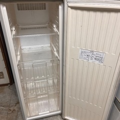 無料　冷凍庫　冷蔵庫ではありません！！の画像