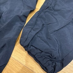 黒　パンツ　160 サイズの画像