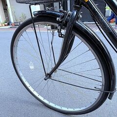 【27インチ 軽快車】中古 自転車 黒 シティサイクル パティオボックス かご付き・リアキャリア付き・オートライトの画像