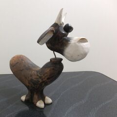 牛　置き物　木製の画像