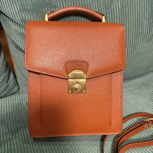 LE TANNEUR ビジネスバッグ ブラウン (きゅーぴー) 波多江のバッグ