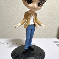 BTS のフィギュアの画像