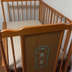 ベビーベッドの画像