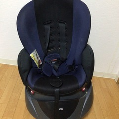 アップリカ チャイルドシートの画像