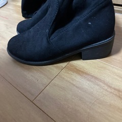ニーハイブーツの画像