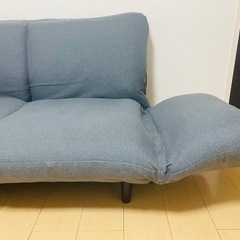 ナフコ　2人掛けソファの画像