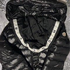 モンクレール　ダウンジャケットの画像