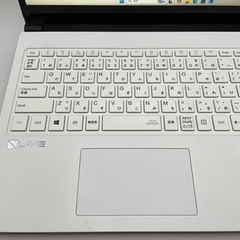 ノートPC/白/i7/8GB/SSD256GB/Office2024/NECの画像