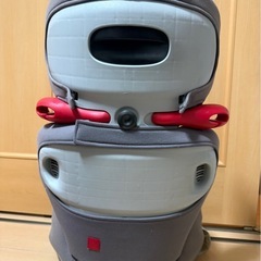 combiのジュニアシートの画像