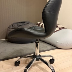 【お譲り先確定】回転チェアの画像