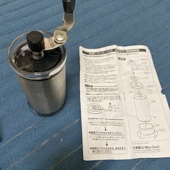 手回しコーヒーミルの画像