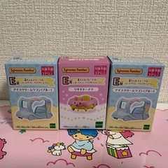 シルバニアお人形と乗り物の画像